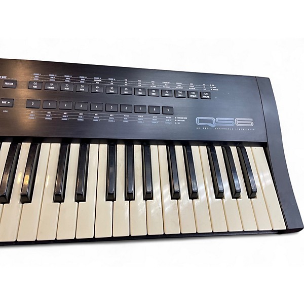 Used Alesis QS6 Synthesizer