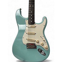 Used Fender American Professional Stratocaster with Rosewood Neck 900 Solid Body Electric Guitar