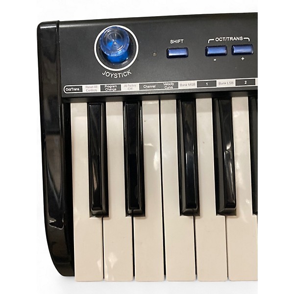 Used Miditech Midistart Music 25 MIDI Controller