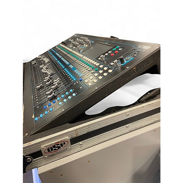 Used Allen & Heath QU32 Digital Mixer