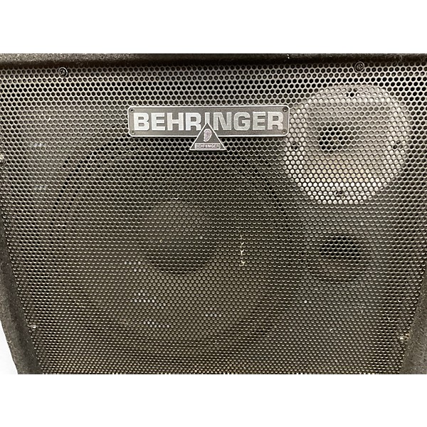 Used Behringer ULTRATONE K900 FX Keyboard Amp