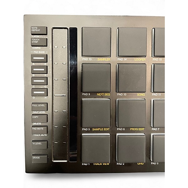 Akai Professional MPC Studio 2 Software Controller — DJ