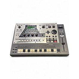 Used Roland MC-307 GROOVEBOX Production Controller