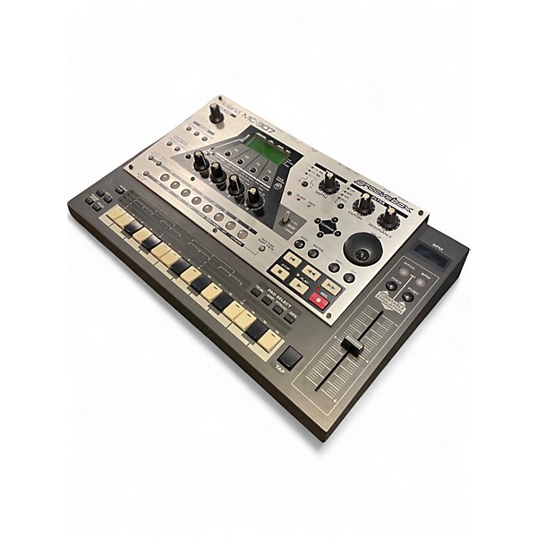Used Roland MC-307 GROOVEBOX Production Controller