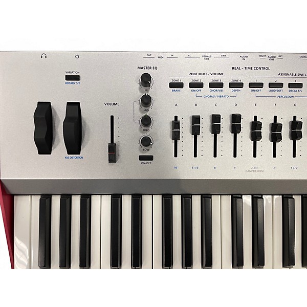 Used Kurzweil ARTIS7 Stage Piano