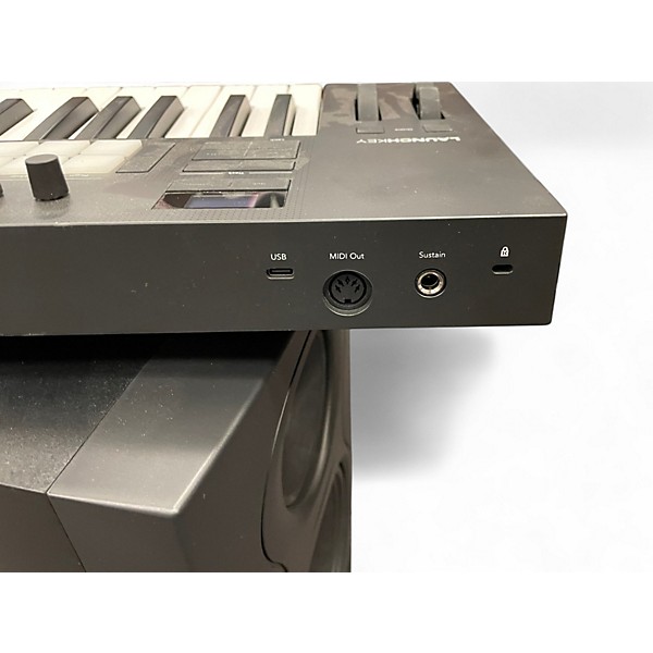Used Novation Launchkey 25 Key MIDI Controller