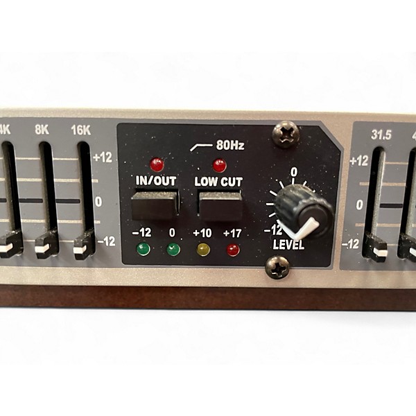 Used Peavey PV215EQ Equalizer
