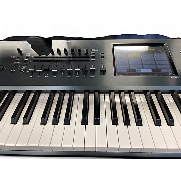 Used KORG Kronos X88 88 Key Keyboard Workstation