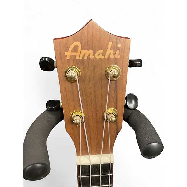 Used Amahi c31 tiger maple Ukulele