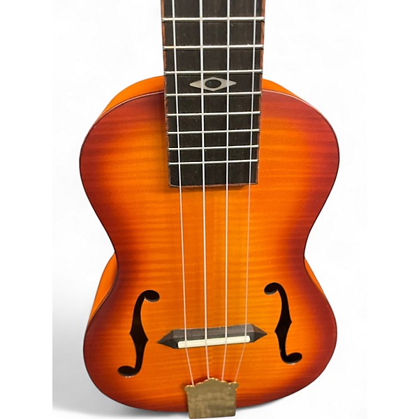 Used Amahi c31 tiger maple Ukulele