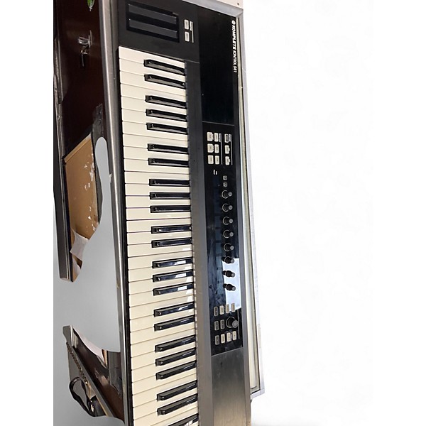 Used Native Instruments Komplete Kontrol S61 MIDI Controller