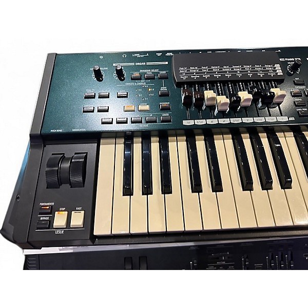 Used Hammond Sk PRO 73-key Stage Piano