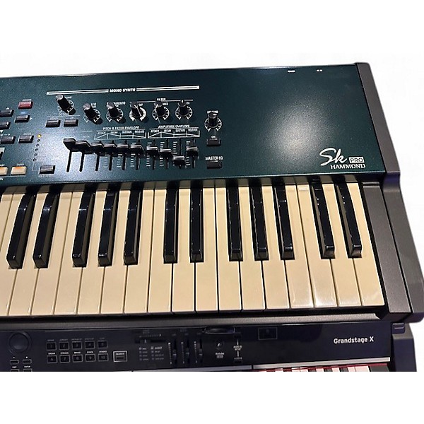 Used Hammond Sk PRO 73-key Stage Piano