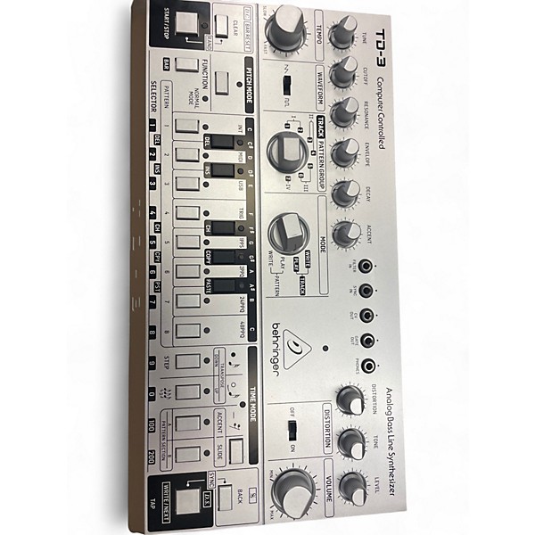 Used Behringer TD3SR Synthesizer