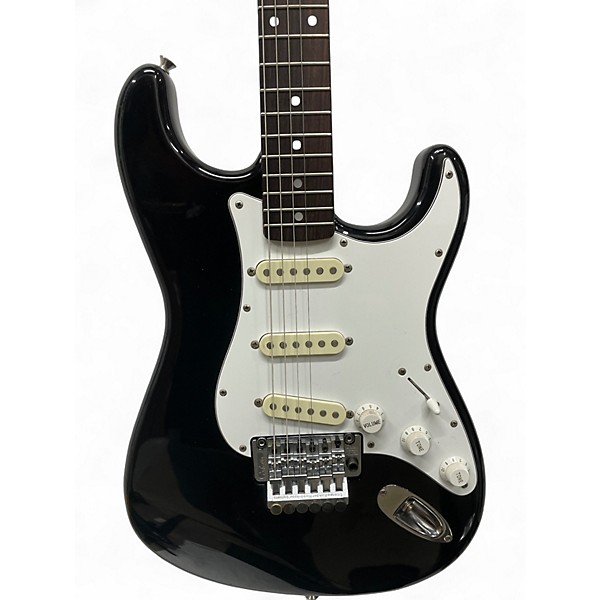 Used 2002 Fender floyd rose stratocaster Black and White Solid Body Electric Guitar