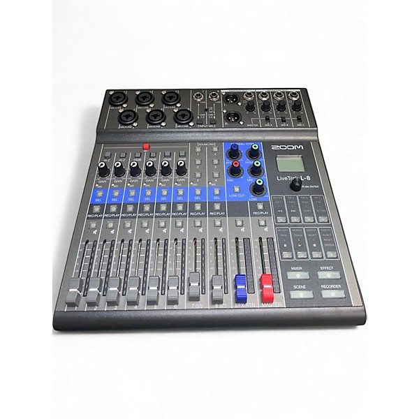 Used Zoom livetrak L-8 Powered Mixer
