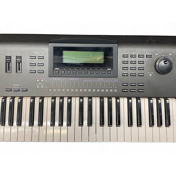 Used Yamaha W7 Keyboard Workstation