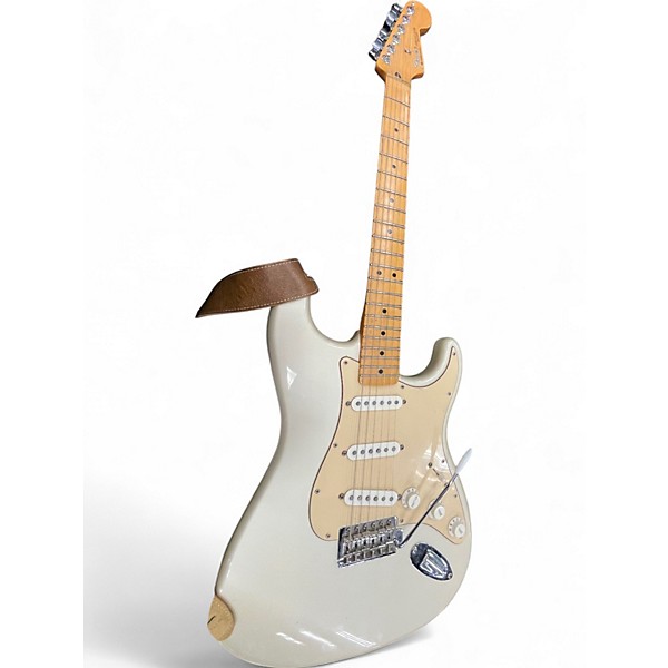 Used 2006 Fender 60th Anniversary Stratocaster Blizzard