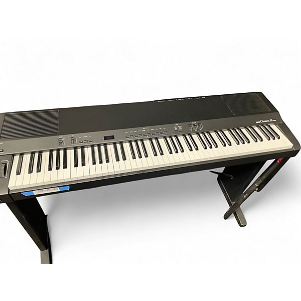 Used Yamaha P-100 CLAVINOVA