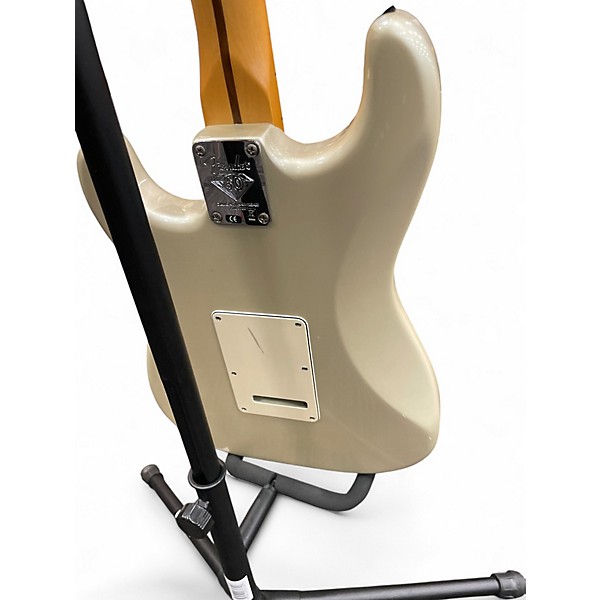 Used Fender 60th Anniversary Stratocaster Blizzard Pearl Solid Body Electric Guitar