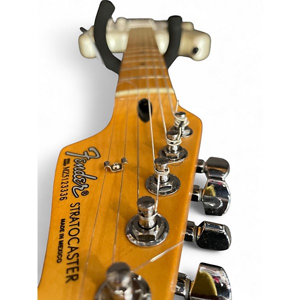 Used Fender 60th Anniversary Stratocaster Blizzard Pearl Solid Body Electric Guitar