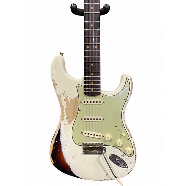 Used 2024 Fender Custom Shop Limited Edition '62 Stratocaster Heavy Relic Aged Olympic White Over 3-Color Sunburst Solid B...