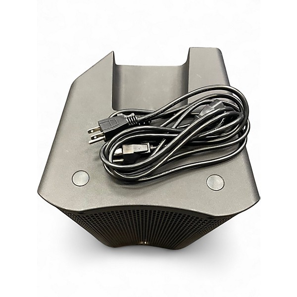 Used Harbinger VARI V2410 Powered Speaker