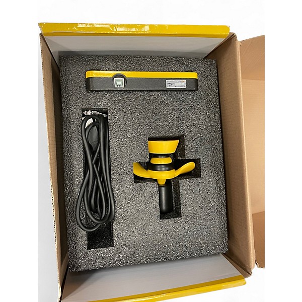 Used Neat BEECASTER Microphone Pack