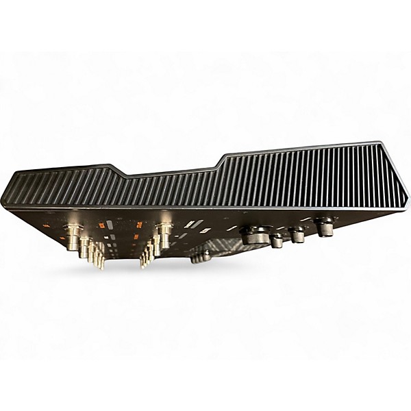 Used HeadRush LOOPERBOARD Pedal Board