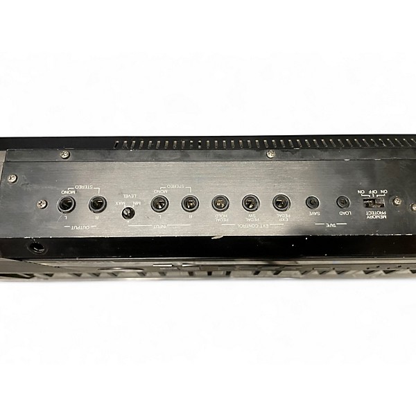 Used Roland HS 80 Synthesizer