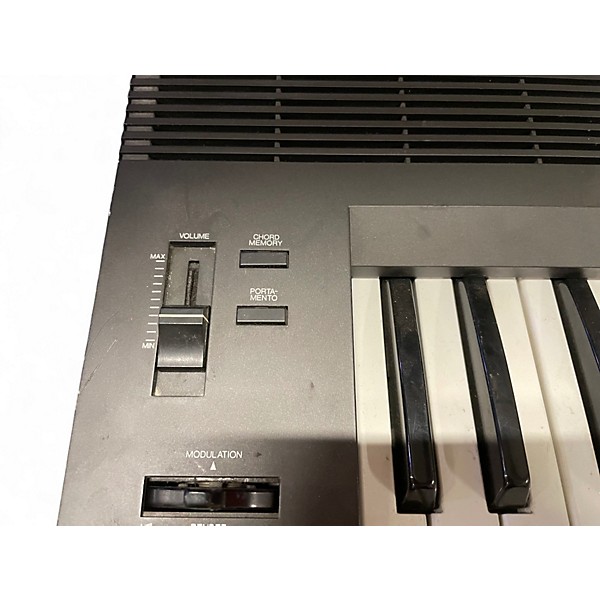 Used Roland HS 80 Synthesizer