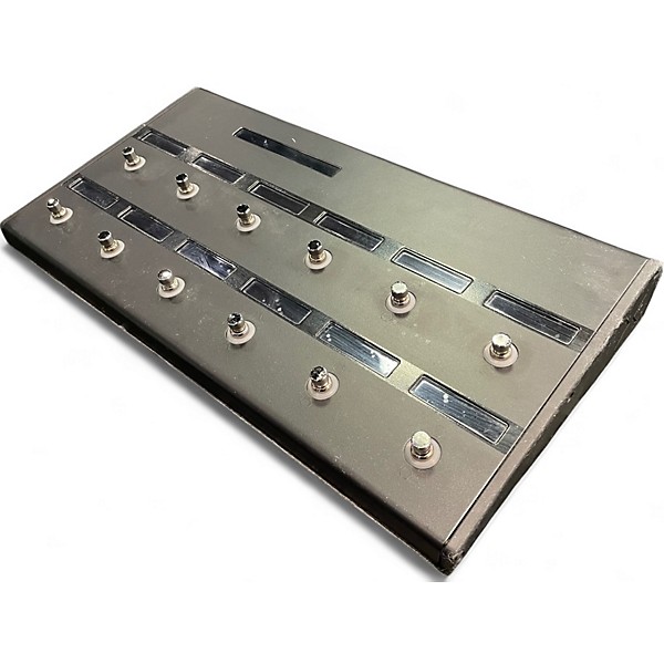 Used Line 6 HELIX CONTROL Pedal Board