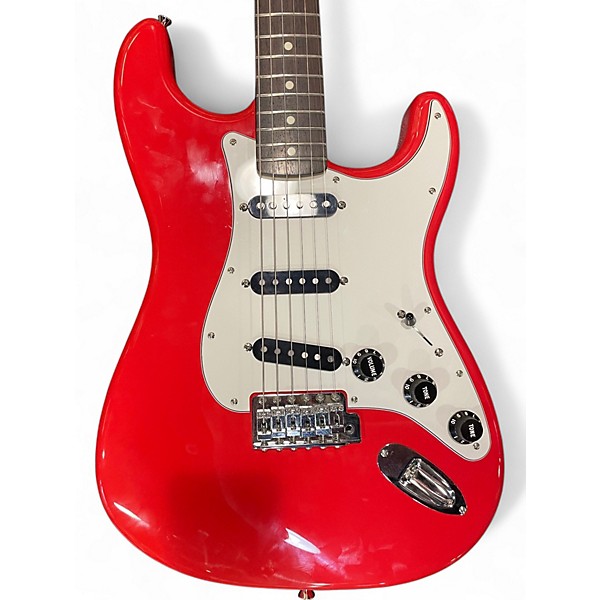 Used Fender MIJ LIMITED INTERNATIONAL COLOR STRATOCASTER MOROCCO RED Solid Body Electric Guitar
