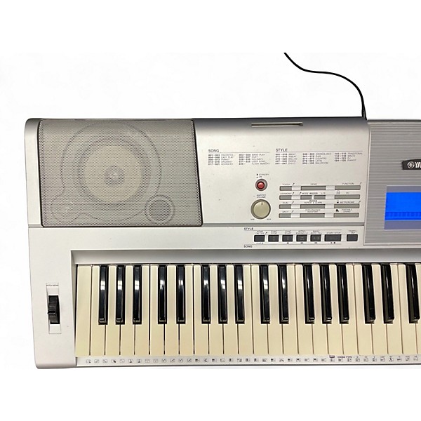 Used Yamaha DGX-205