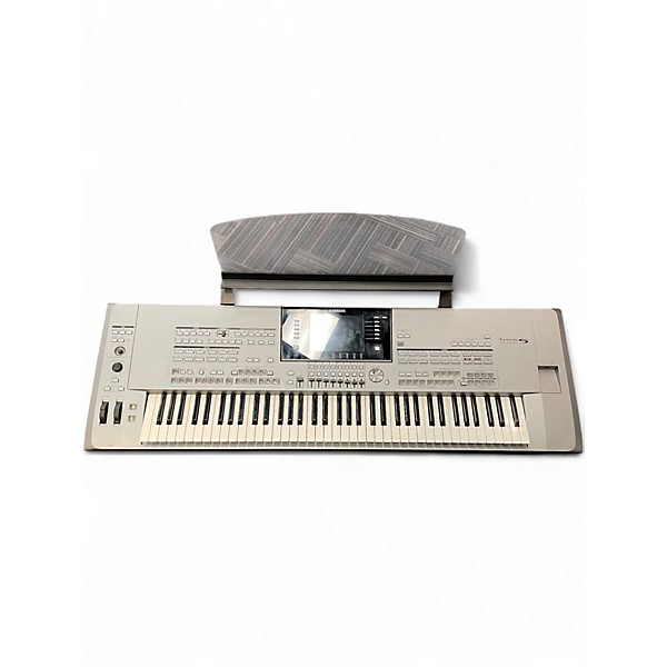 Used Yamaha Tyros 5 61 Key Arranger Keyboard