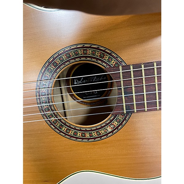 Used Roberto Acha CLASSICAL GUITAR Natural Classical Acoustic Guitar