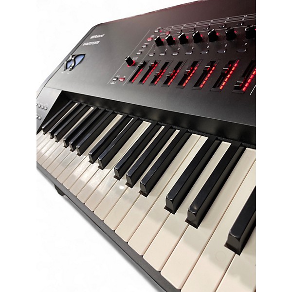 Used Roland Fantom 8 Keyboard Workstation