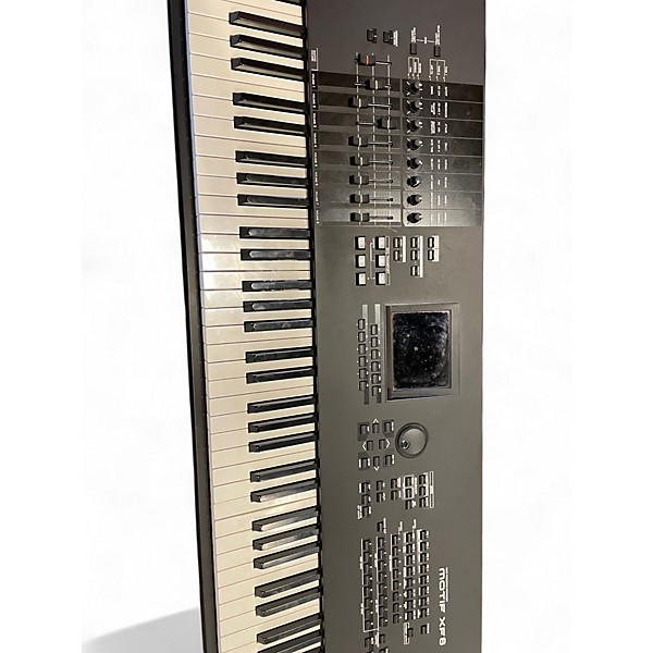 Used Yamaha Motif XF8 88 Key Keyboard Workstation