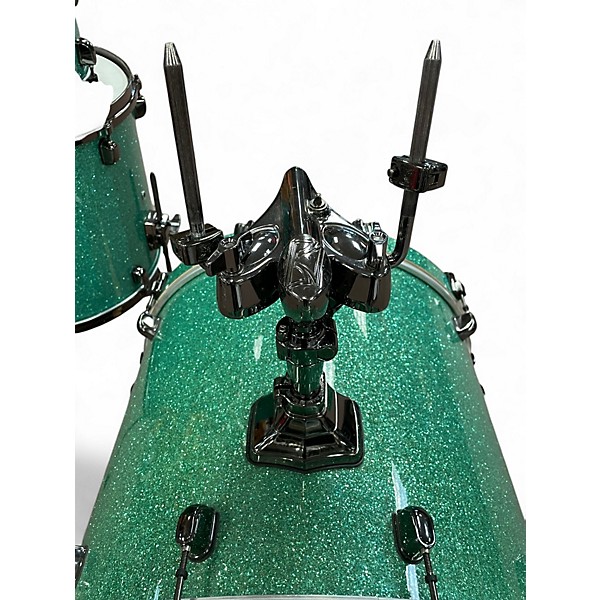 Used TAMA 4 Piece Starclassic AQUA GLITTER Drum Kit