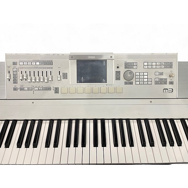 Used KORG M3 88 Key Keyboard Workstation