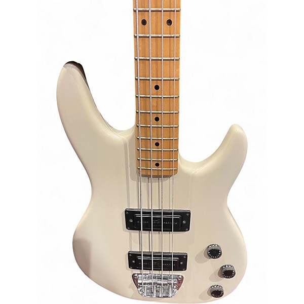 Used Peavey FOUNDATION Antique White Electric Bass Guitar
