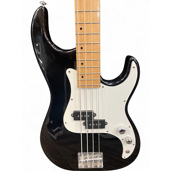 Used Samick Corsair Black and White Electric Bass Guitar