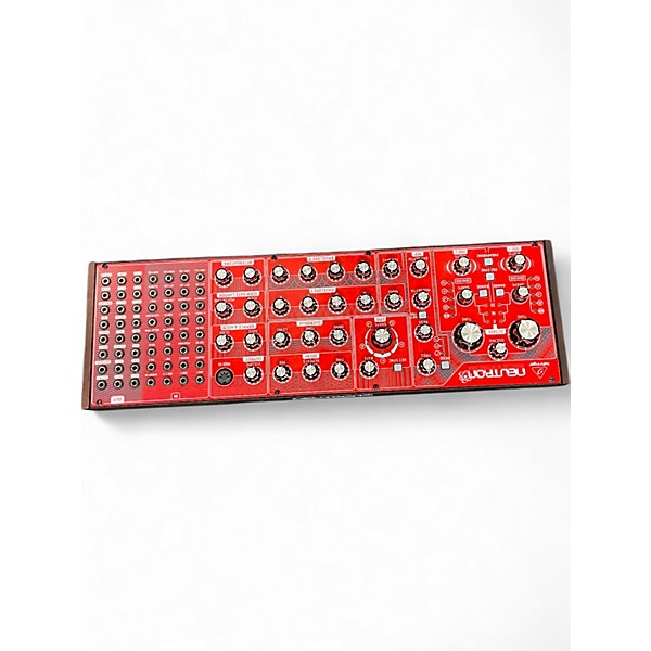 Used Behringer Neutron Synthesizer | Guitar Center