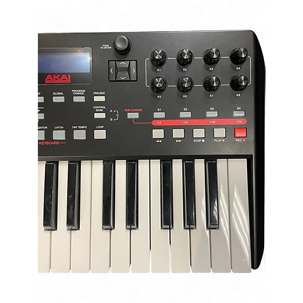Used Akai Professional MPK225 25-Key MIDI Controller