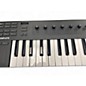 Used Komplete KONTROL M32 MIDI Controller