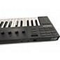 Used Komplete KONTROL M32 MIDI Controller