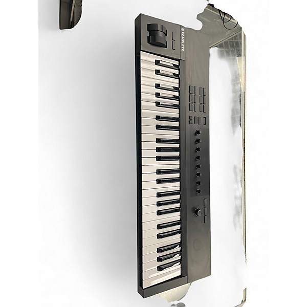 Used Komplete KONTROL A49 MIDI Controller