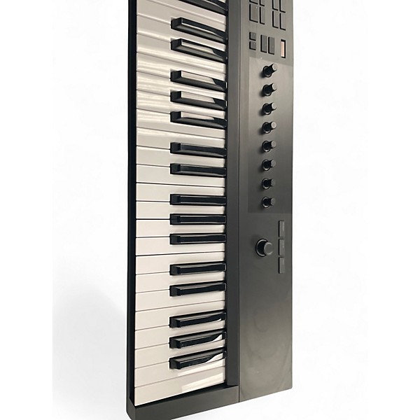 Used Komplete KONTROL A49 MIDI Controller