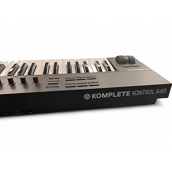 Used Komplete KONTROL A49 MIDI Controller