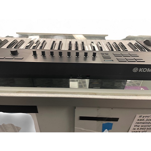 Used Komplete KONTROL A49 MIDI Controller